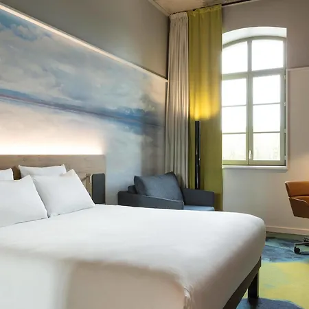 Novotel Saint Brieuc Centre Gare Exterior photo